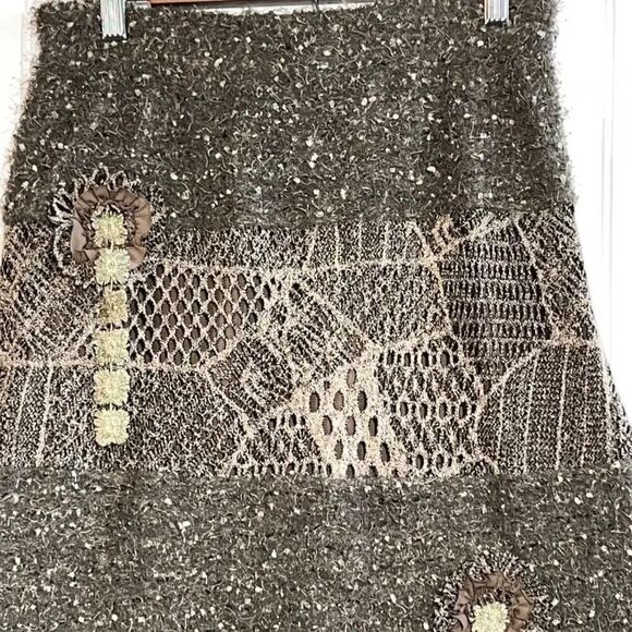 Donna Vinci Love The Queen Mocha Ragged Lined Skirt With Lace Details Size Small - Picture 2 of 11